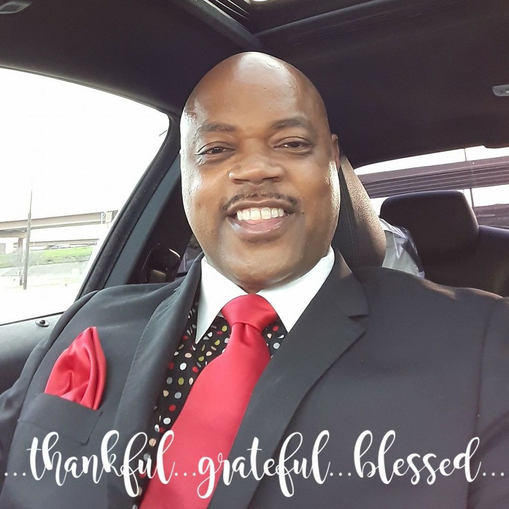 Meet your Posher, Derrick